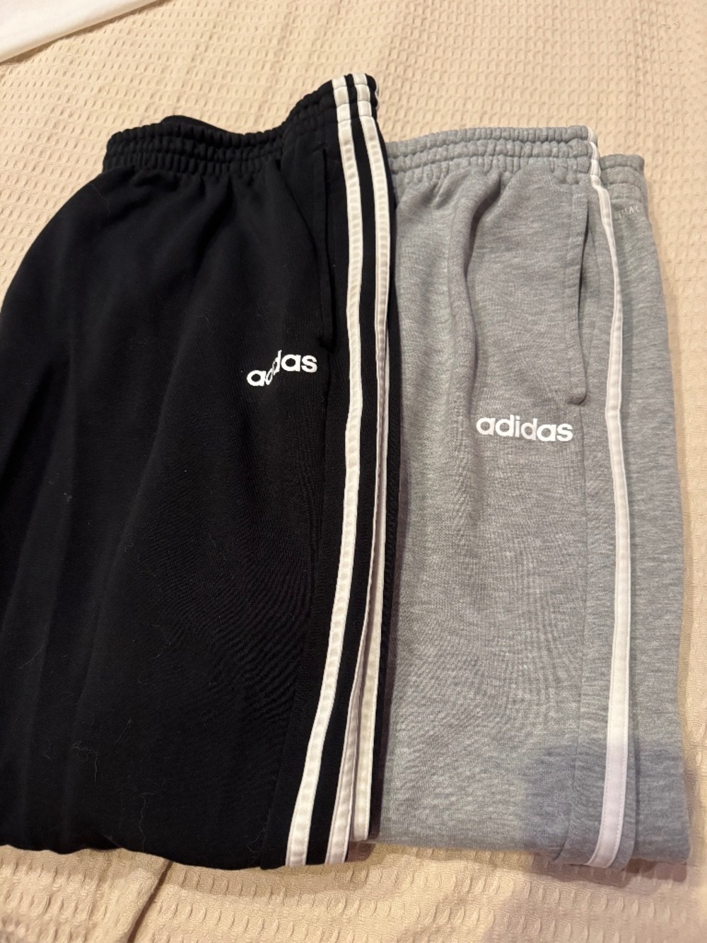 2 men’s adidas sweatpants, XXL, black and gray, like new